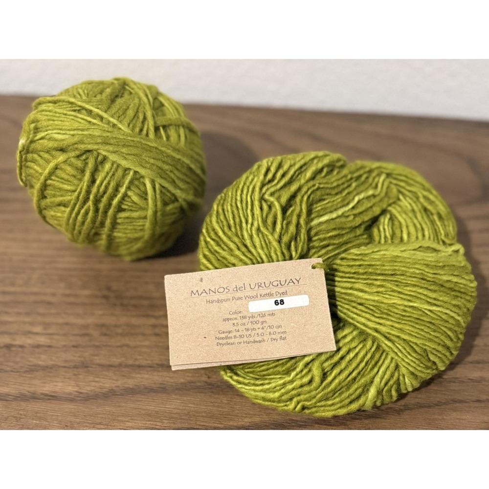 Manos del Uruguay Handspun Pure Wool Yarn Green Color 68 Lot of 2 276 Yards NWT - Picture 2 of 4